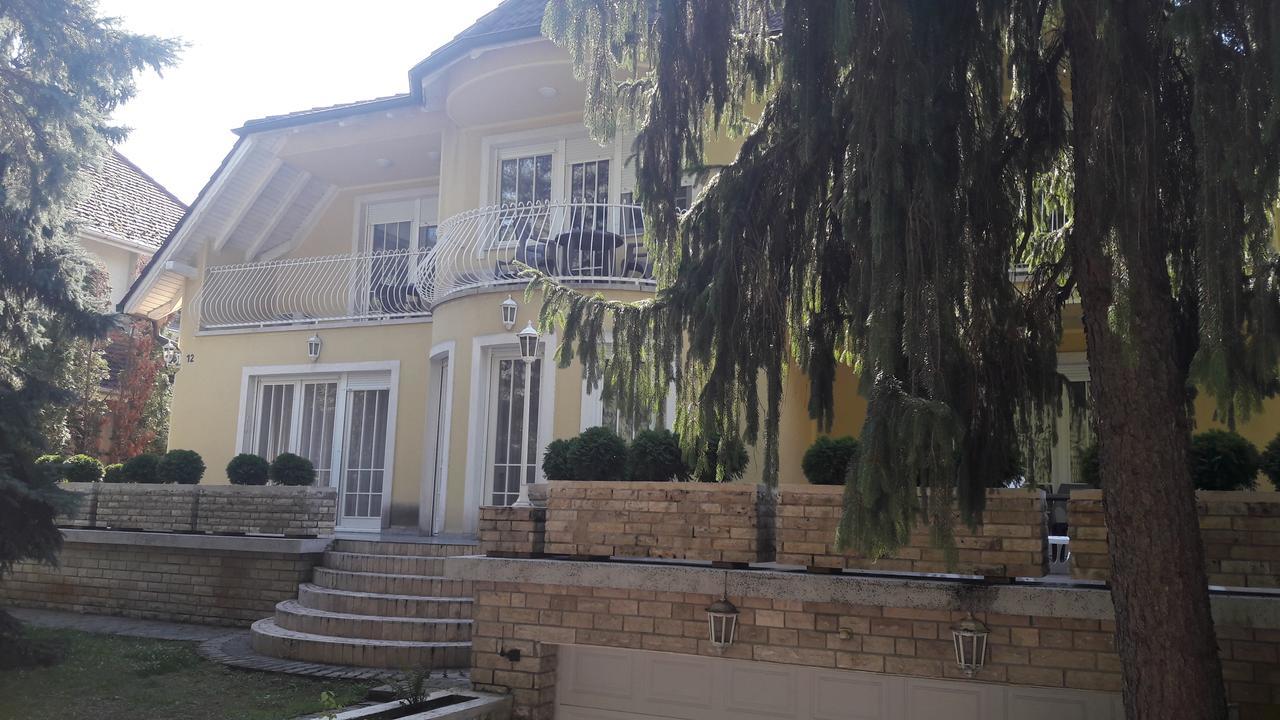 Pero Panzio Bed & Breakfast Debrecen Ngoại thất bức ảnh