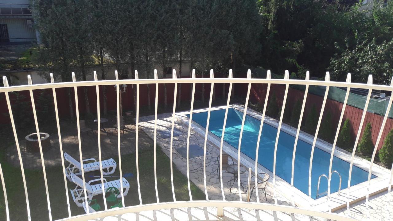 Pero Panzio Bed & Breakfast Debrecen Ngoại thất bức ảnh
