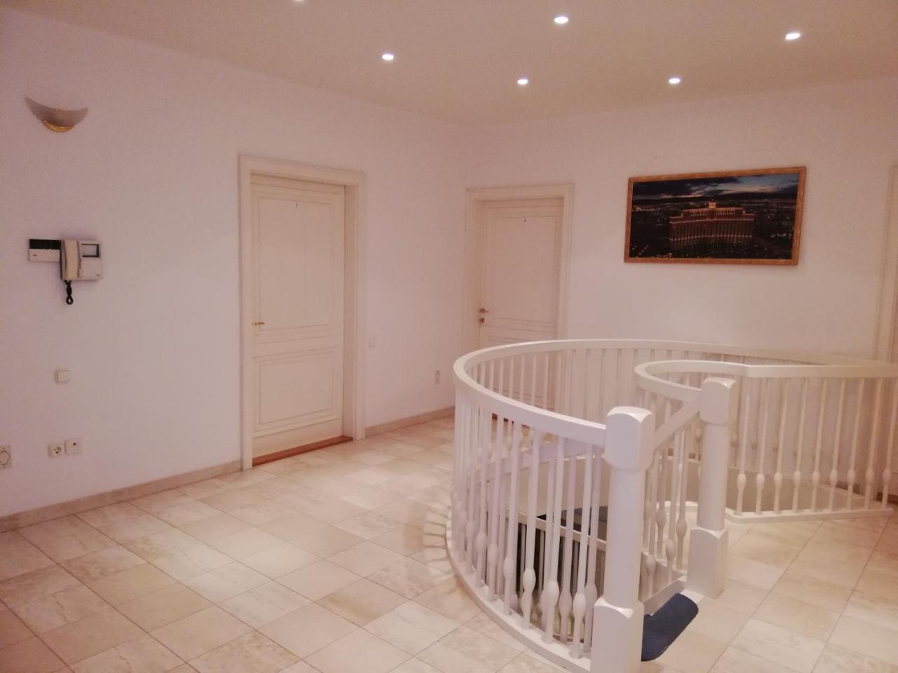 Pero Panzio Bed & Breakfast Debrecen Ngoại thất bức ảnh