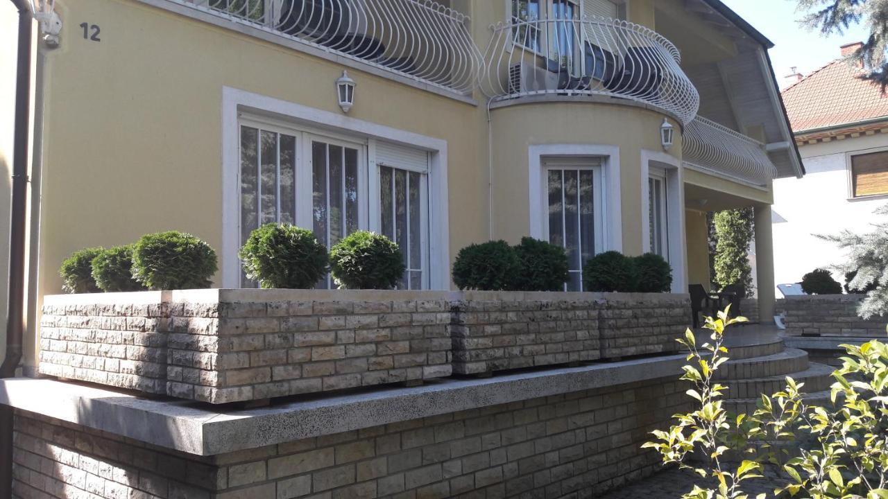 Pero Panzio Bed & Breakfast Debrecen Ngoại thất bức ảnh